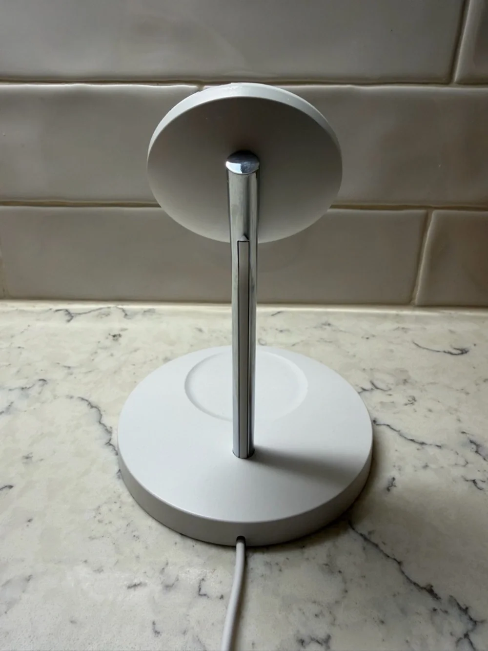 Belkin 2-in-1 Wireless Charger Stand with Mag Safe, White